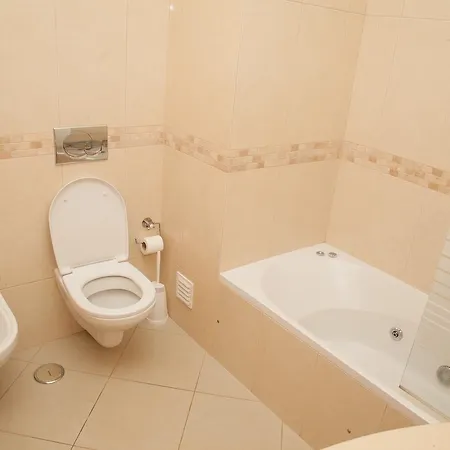 Spacious T1 With Sea Wiev Appartement *